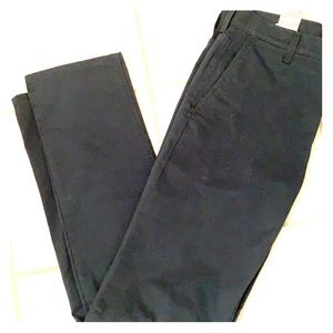 Size 32 Green Levi pants, like new